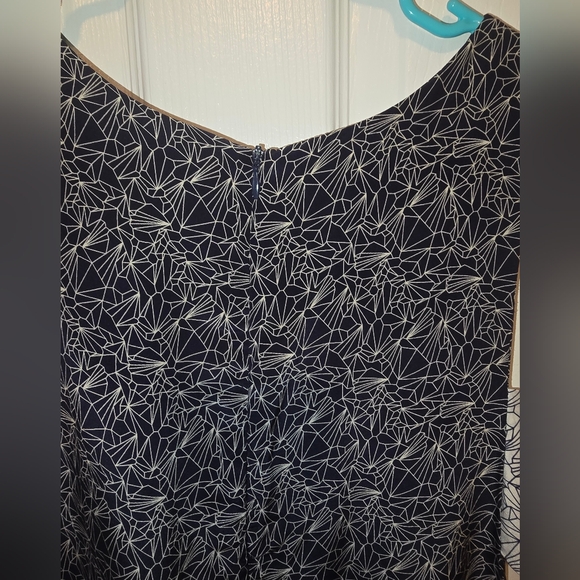 Amour Vert Silk Navy and White Abstract Mini Dress XS - Picture 10 of 11